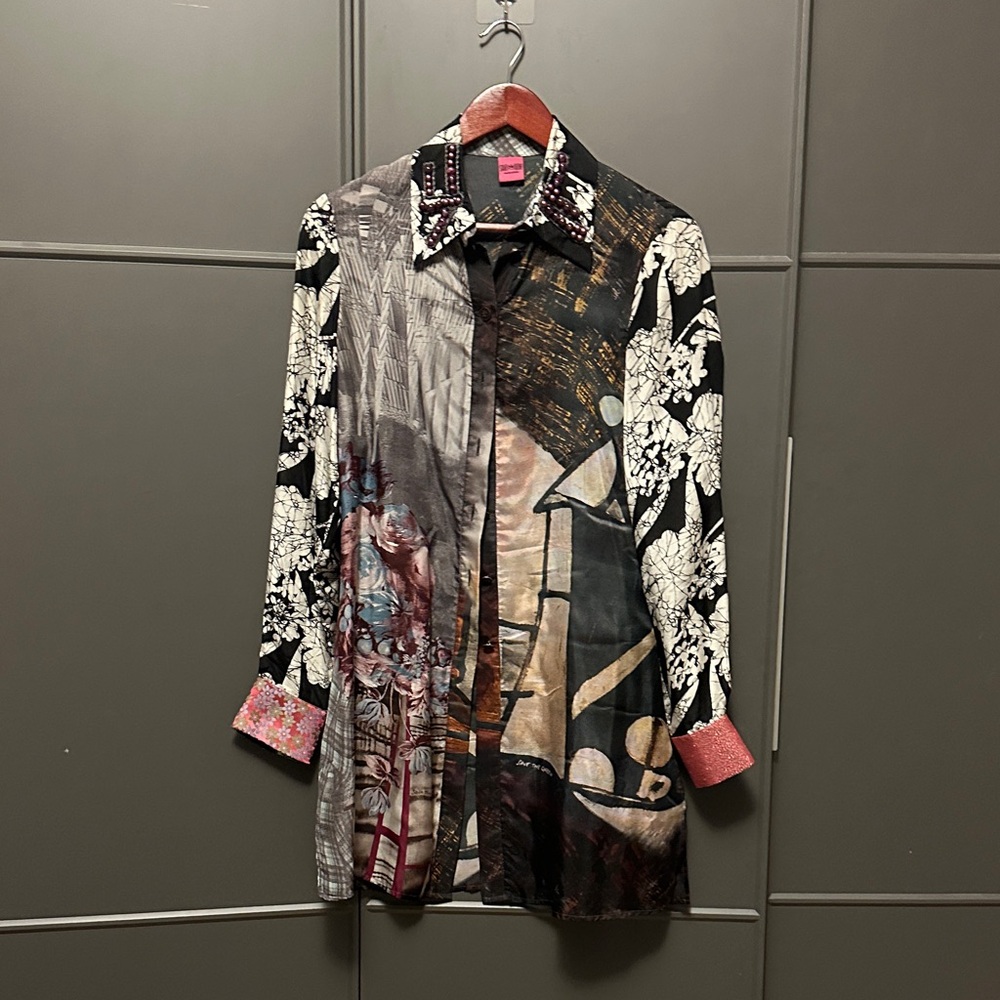 Save The Queen Artistic Patterned Shirt